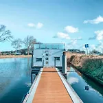 Homeboat Glamping 4* Nieuwpoort