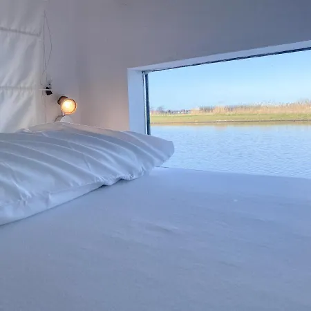 Bådhotel Homeboat Glamping Nieuwpoort