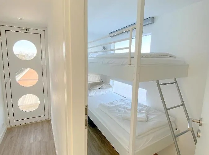 Homeboat Glamping 4* Nieuwpoort